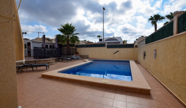 Resale - Villa - Ciudad Quesada/Rojales - Atalaya (Quesada)