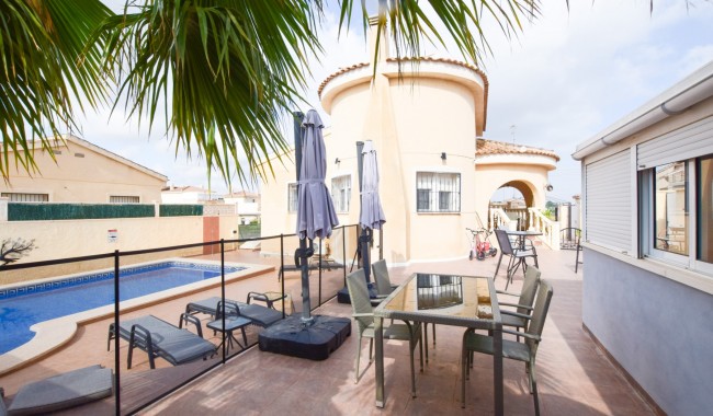 Begagnad - Villa - Ciudad Quesada/Rojales - Atalaya (Quesada)