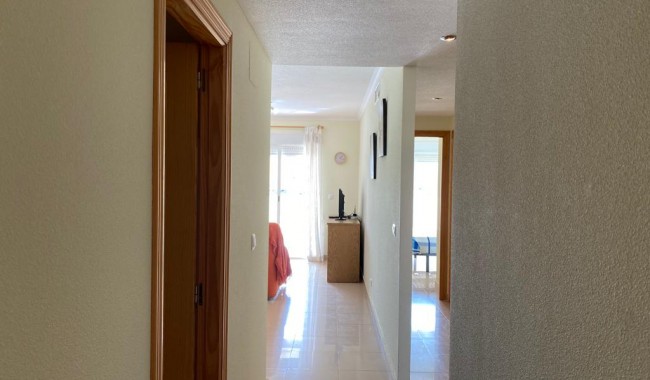 Resale - Apartment - Guardamar