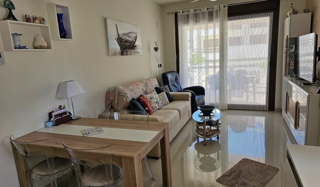 Resale - Apartment - Torrevieja