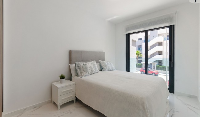 Resale - Apartment - Guardamar - El Raso