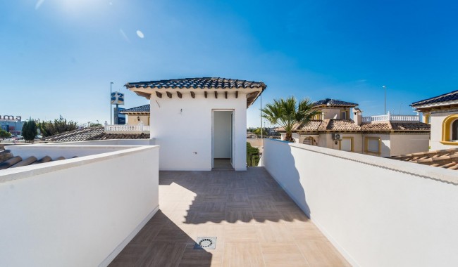 Begagnad - Villa - Orihuela Costa - La Zenia