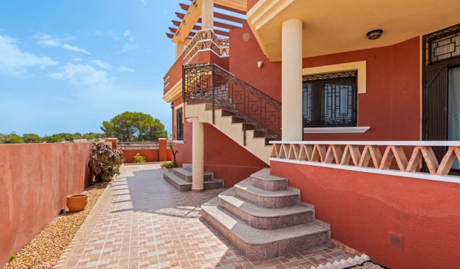 Resale - Villa - Algorfa