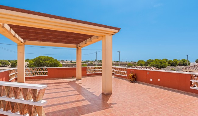 Resale - Villa - Algorfa