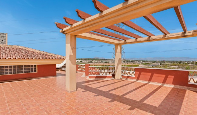 Resale - Villa - Algorfa