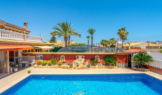 Resale - Villa - Orihuela Costa - Dehesa de Campoamor