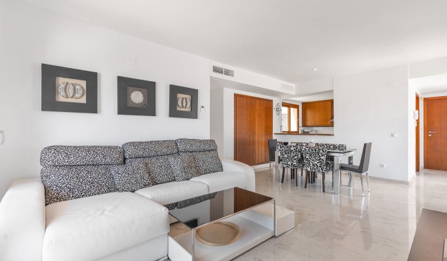 Resale - Apartment - Punta Prima - La Recoleta