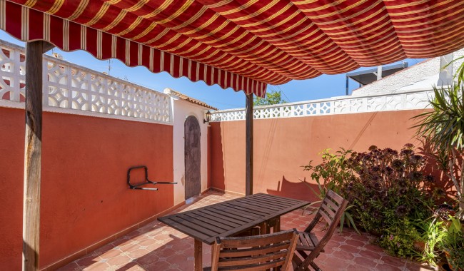 Sprzedaż - Apartament - Torrevieja - Torretas