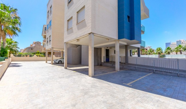 Resale - Apartment - Orihuela Costa - Agua Marina