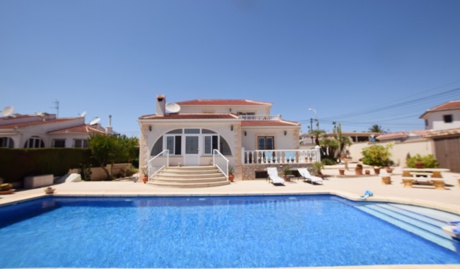 Resale - Villa - Ciudad Quesada/Rojales - Central Quesada