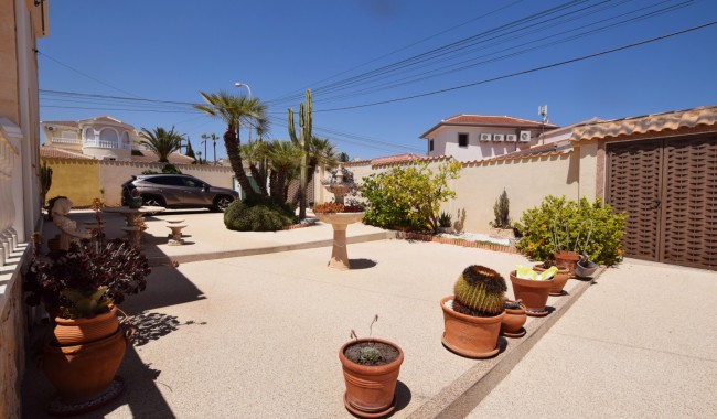 Resale - Villa - Ciudad Quesada/Rojales - Central Quesada