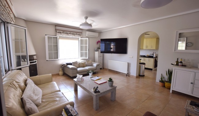 Resale - Villa - Ciudad Quesada/Rojales - Central Quesada