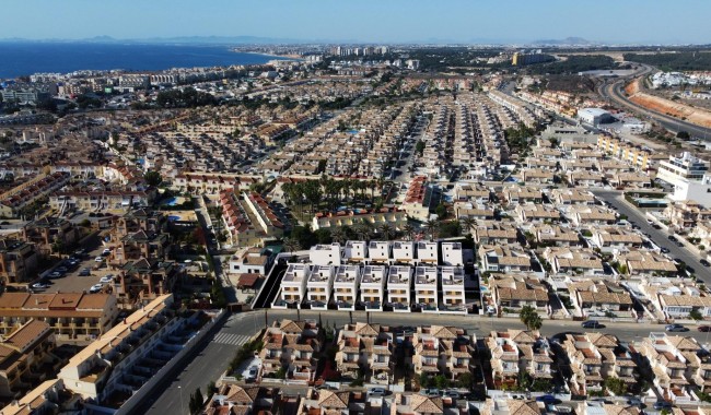 Nueva construcción  - Chalet - Orihuela Costa - La Zenia