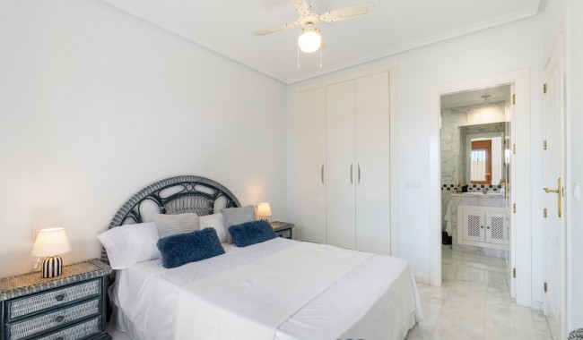 Sprzedaż - Apartament - Orihuela costa - Villamartín