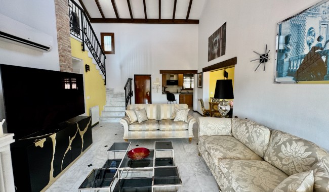 Resale - Villa - Algorfa - La Finca golf