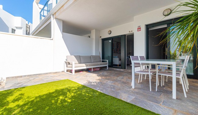 Resale - Apartment - Pilar de La Horadada - Mil Palmeras