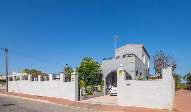 Segunda mano - Chalet - Torrevieja - Los balcones