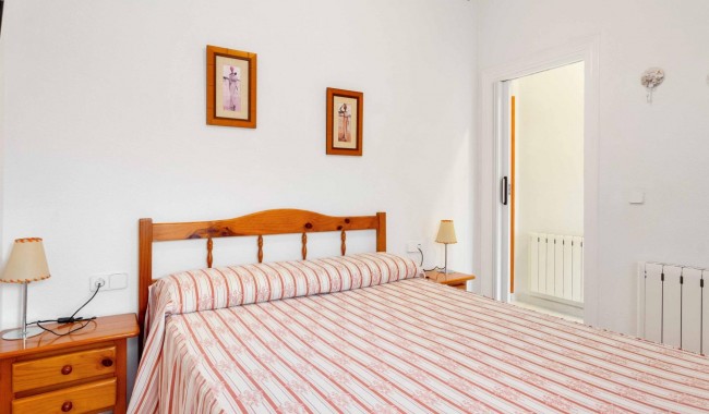 Sprzedaż - Apartament - Orihuela costa - Las Filipinas