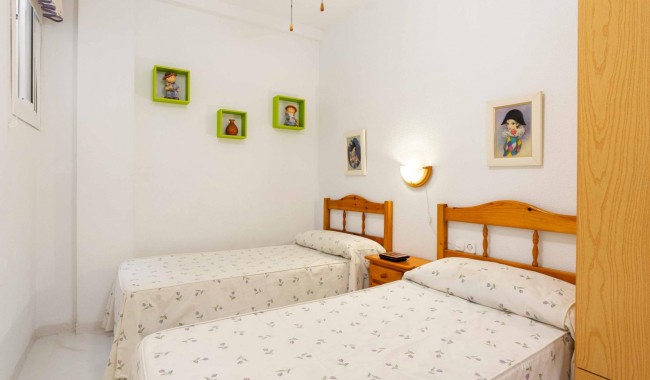 Sprzedaż - Apartament - Orihuela costa - Las Filipinas