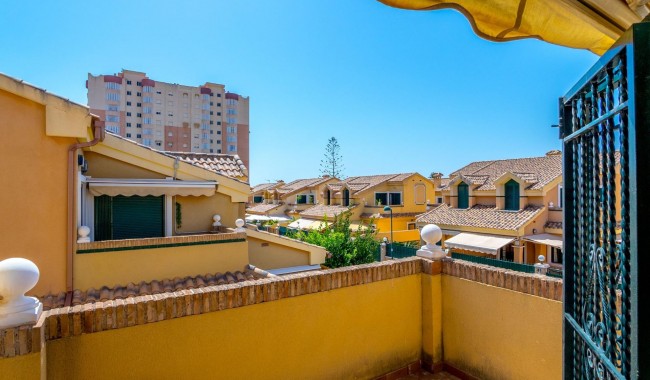 Resale - Semi-detached - Orihuela Costa - Dehesa de Campoamor