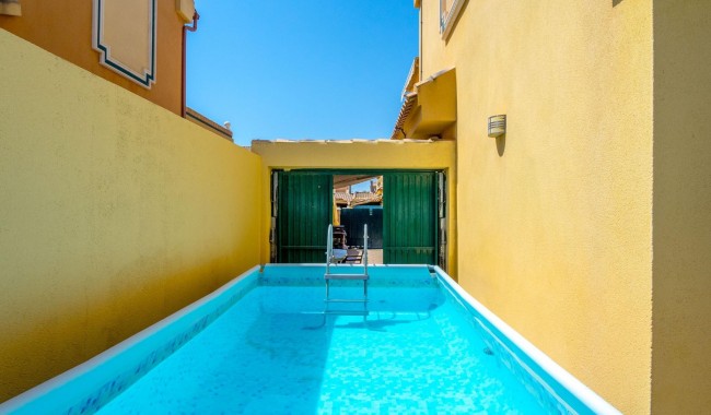 Resale - Semi-detached - Orihuela Costa - Dehesa de Campoamor