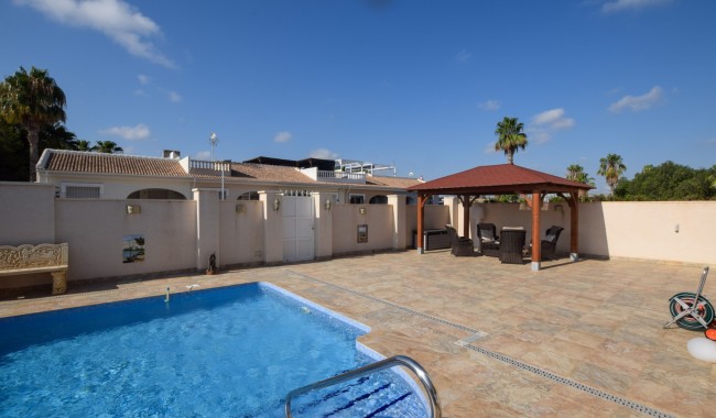 Resale - Villa - Benijófar - Monte Azul/ El Dorado