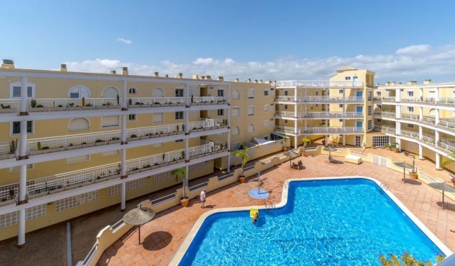 Resale - Apartment - Orihuela Costa - Dehesa de Campoamor