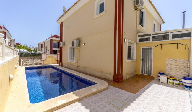 Resale - Townhouse - Orihuela Costa - Dehesa de Campoamor