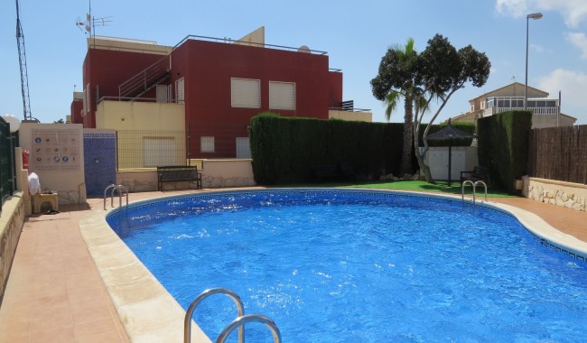 Resale - Townhouse - Orihuela - Villamartin