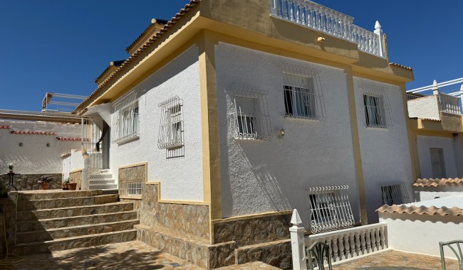 Resale - Villa - Ciudad Quesada/Rojales - La  Marquesa Golf