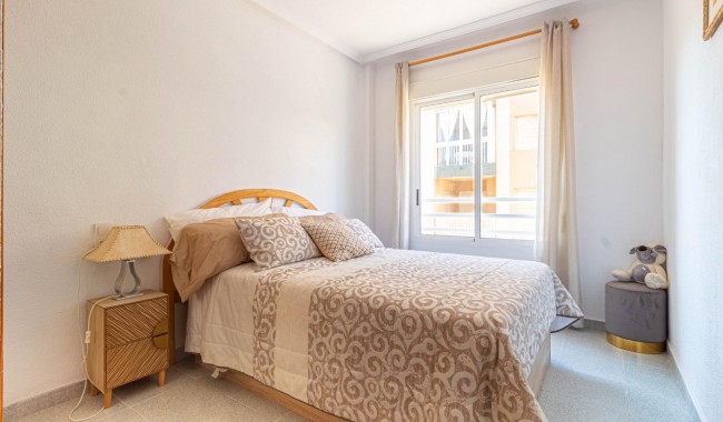 Resale - Apartment - Torrevieja - La Mata