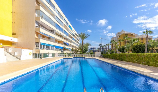 Resale - Apartment - Punta Prima - El Acequión