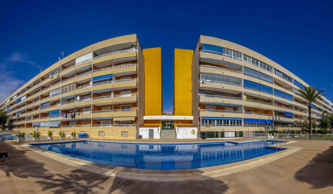 Resale - Apartment - Punta Prima - El Acequión