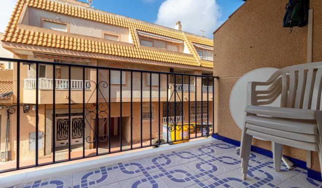 Resale - Apartment - Torrevieja - Playa de los Naufragos