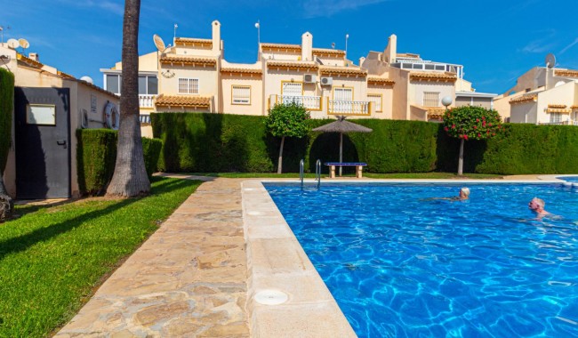 Resale - Townhouse - Orihuela Costa - Playa Flamenca Norte