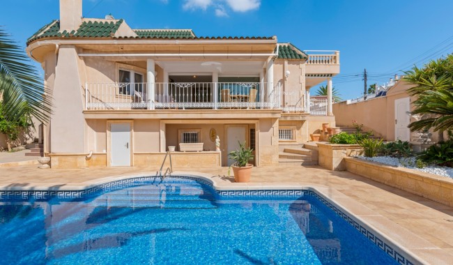 Villa - Resale - Ciudad Quesada/Rojales - Central Quesada