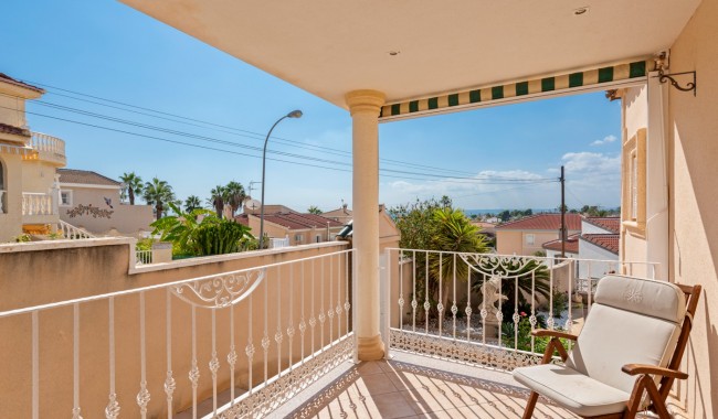 Resale - Villa - Ciudad Quesada/Rojales - Central Quesada