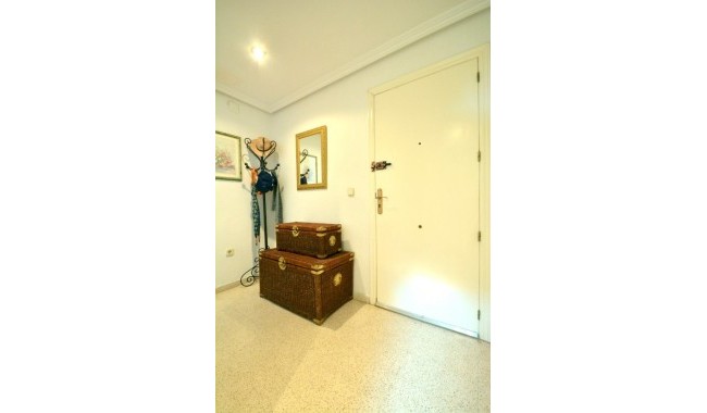 Resale - Apartment - Guardamar