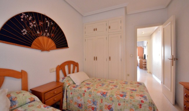 Resale - Apartment - Guardamar