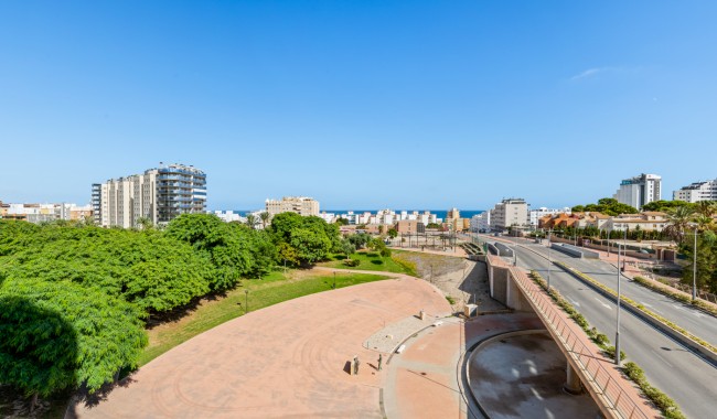 Resale - Apartment - El Campello - El Amerador