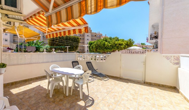 Resale - Apartment - Torrevieja - Playa de los locos