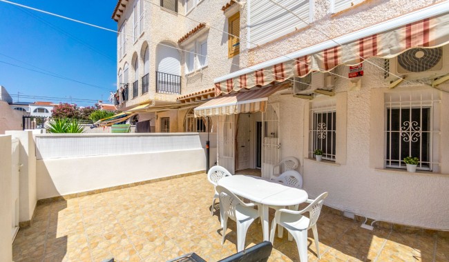 Sprzedaż - Apartament - Torrevieja - Playa de los locos