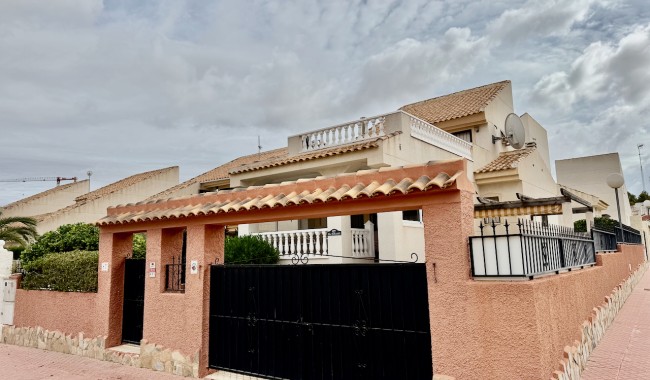 Resale - Villa - Ciudad Quesada/Rojales - Atalaya Park