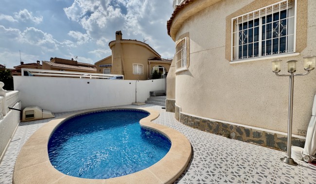 Resale - Villa - Ciudad Quesada/Rojales - La  Marquesa Golf