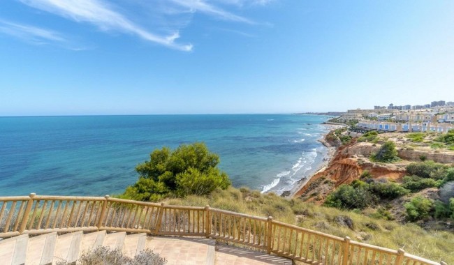 Resale - Apartment - Orihuela Costa - Dehesa de Campoamor