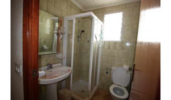 Sprzedaż - Apartament - Guardamar - Playa centro