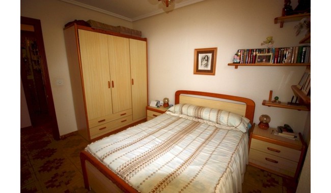 Resale - Apartment - Guardamar - Playa centro