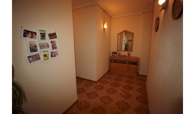 Sprzedaż - Apartament - Guardamar - Playa centro