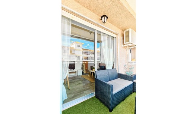 Resale - Apartment - Torrevieja - La Mata