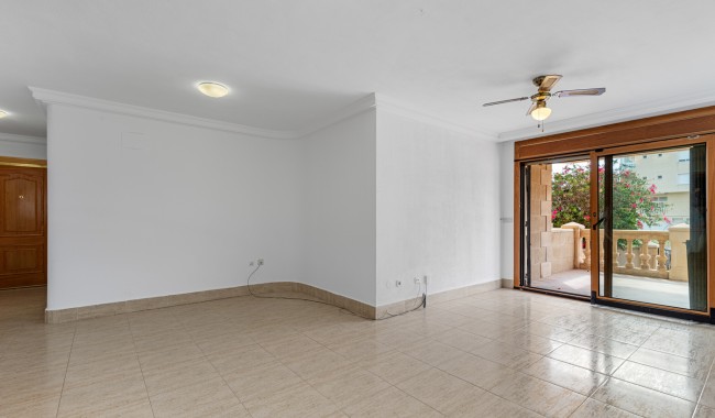 Resale - Apartment - Guardamar